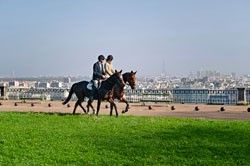 blockValue.b7bf395a-e3a2-47f3-8fa6-8fa7767d23fe.cards.0.image_alt